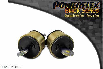 PFR19-812BLK, Ford Focus Mk3 Rear Trailing Arm Blade Bush, PFR19-812 provides stability to the rear trailing arm whilst allowing the knurled pattern bush to freely rotate in the supplied outer shell. This part replaces OE numbers: 1061670, C2Y6-28-46X, 1304124, 30666821 and BV615K896AB., 2 stuk(s) benodigd  per auto, 2 stuk(s) in verpakking, prijs per set van 2 stuk(s)